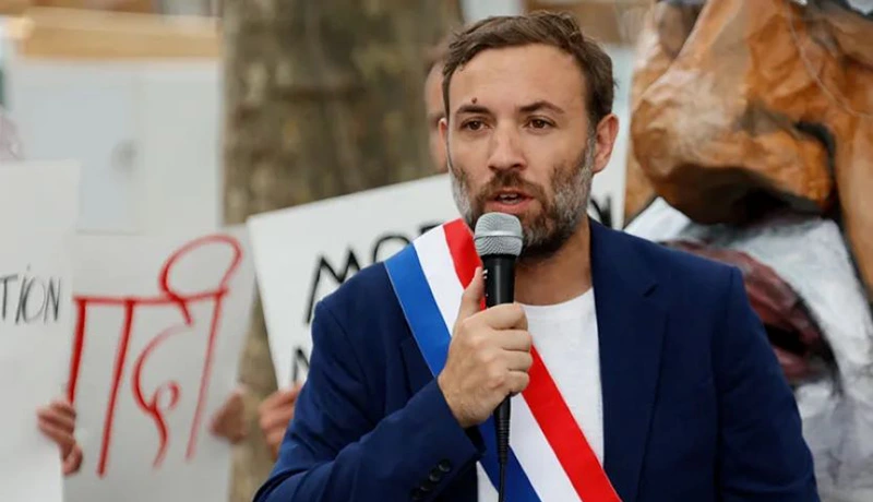 نائب فرنسي يطالب بمحاكمة الفرنسيين بجيش الاحتلال