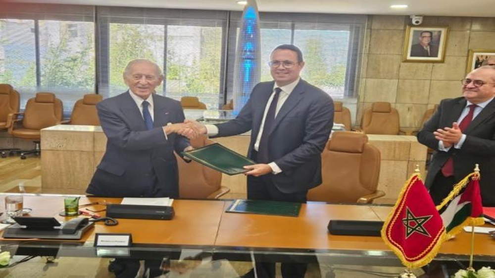 توقيع شراكة بين بنك افريقيا وبنك فلسطين